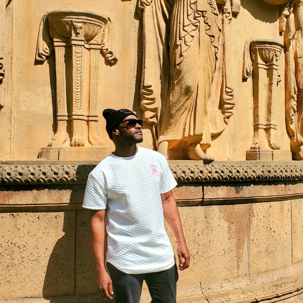 1K "Love Yourself" T-Shirt